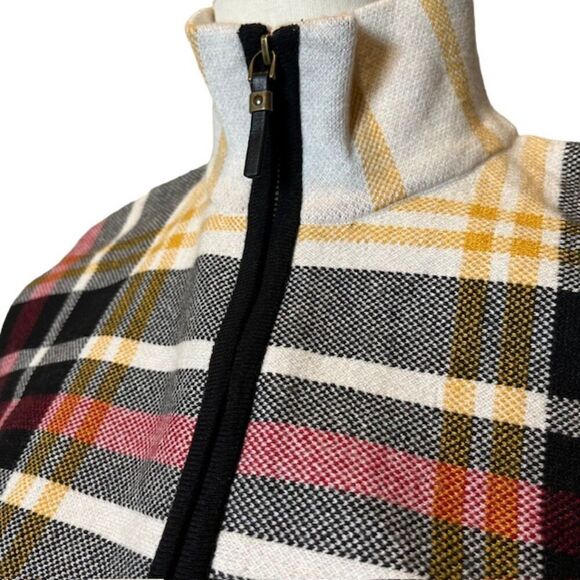 NWOT Nicole Miller Zip Front Poncho Cape Plaid Black Red Yellow Oversized S/M - Picture 2 of 14